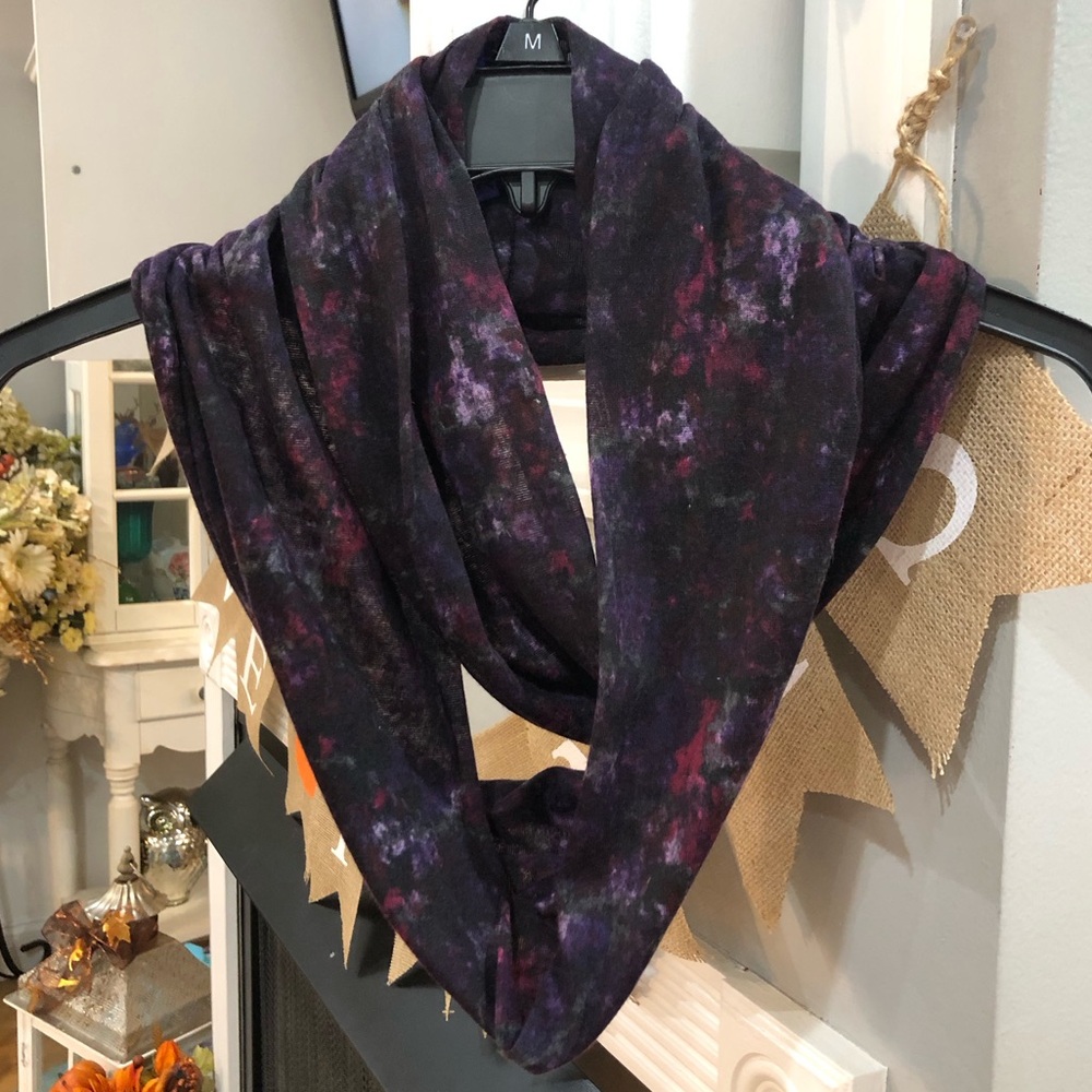 VINTAGE Y2K Miley Cyrus Max Azria Tie Dye Infinity Wrap Neck Scarf